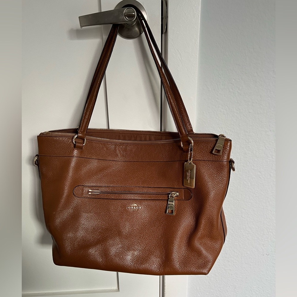 Tan Coach leather purse